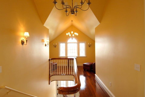 Magnificent Waterfront Estate - LBG 8