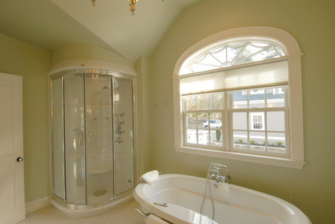 Magnificent Waterfront Estate - LBG 36