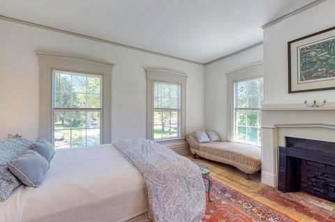 C.W. Hooke House A - LBG 10