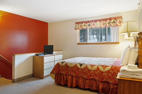 1 Bed 1 Bath Vacation Home In Newry - LBG 10