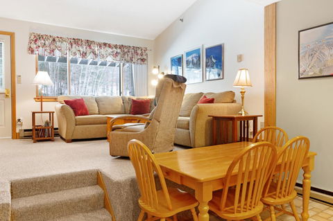 1 Bed 1 Bath Vacation Home In Newry - LBG 8