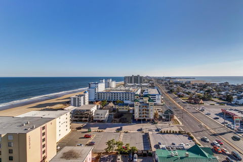 9400 Condos - LBG 3