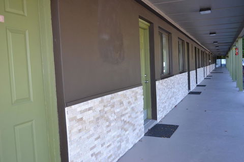 Americas Best Value Inn-Holyoke - LBG 4