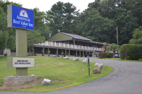 Americas Best Value Inn-Holyoke - LBG 27