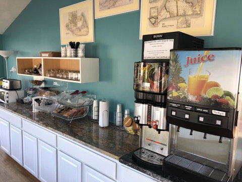 SeaCoast Inn - LBG 4