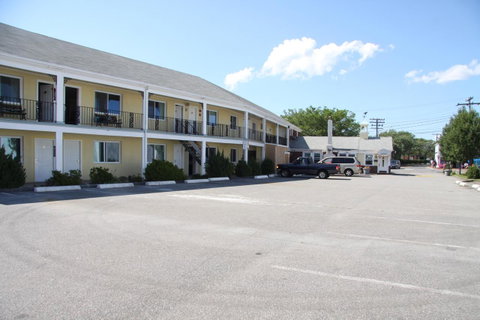 Cape Cod Inn - LBG 9