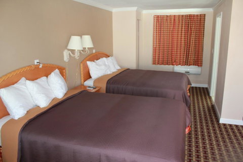 Cape Cod Inn - LBG 8