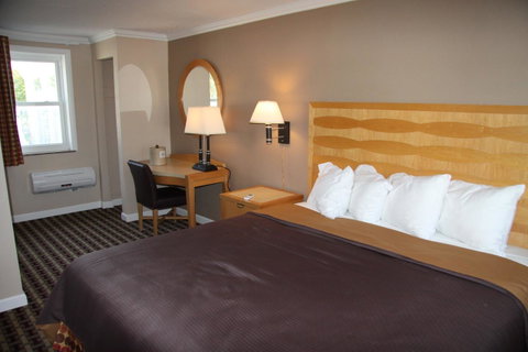 Cape Cod Inn - LBG 3