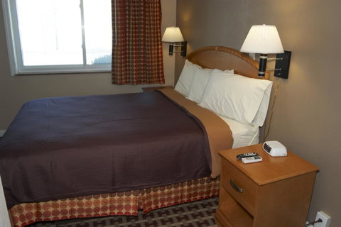 Cape Cod Inn - LBG 7