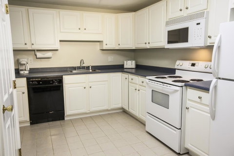 Cape Winds Resort - LBG 37