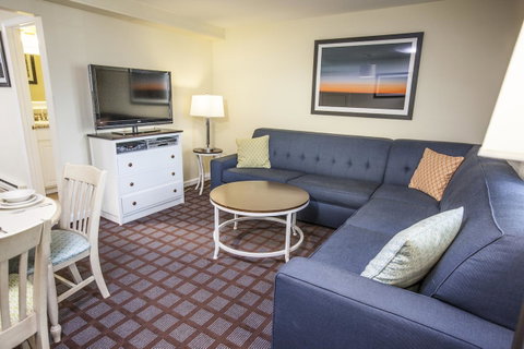 Cape Winds Resort - LBG 38