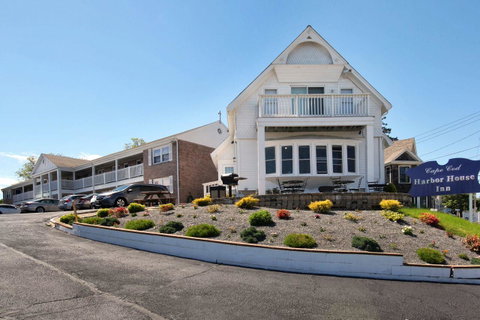 Cape Cod Harbor House Inn - LBG 0