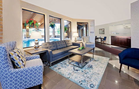 Baymont By Wyndham Battle Creek Downtown - LBG 40