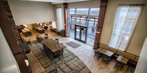 Staybridge Suites Marquette - LBG 1