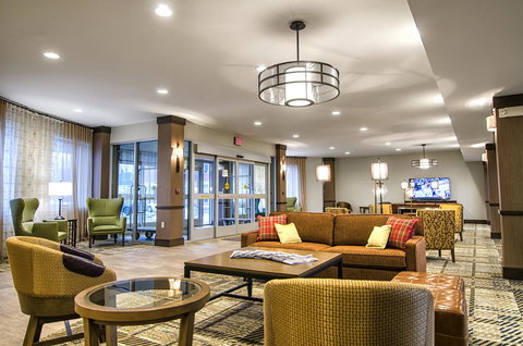 Staybridge Suites Marquette - LBG 8