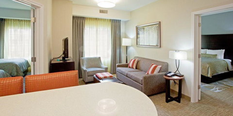Staybridge Suites Marquette - LBG 21