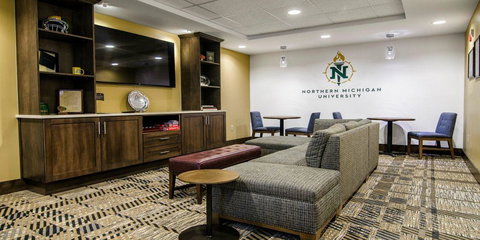 Staybridge Suites Marquette - LBG 5