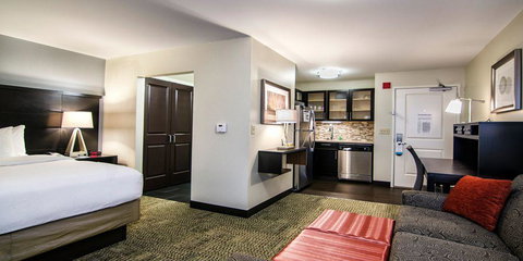 Staybridge Suites Marquette - LBG 15