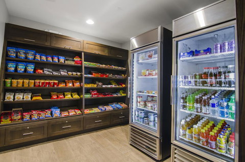 Staybridge Suites Marquette - LBG 10