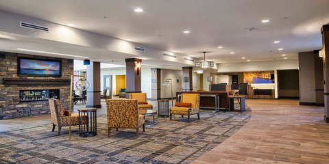 Staybridge Suites Marquette - LBG 17