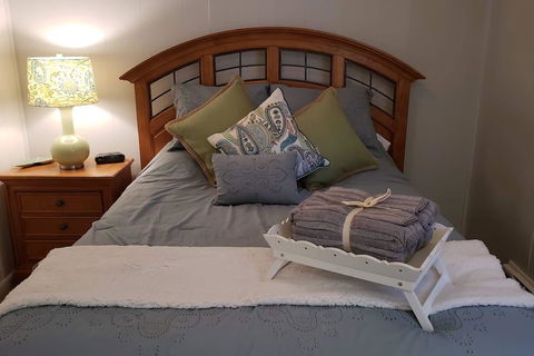 3 Bed APT Near Downtown-6 Guests - LBG 3