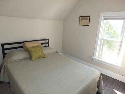 Agape Centennial House - LBG 30