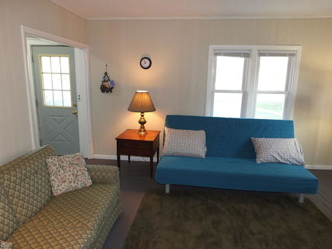 Agape Centennial House - LBG 16