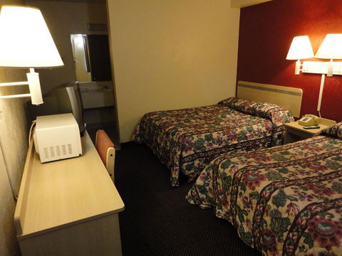 Americas Best Value Inn Battle Creek - LBG 2