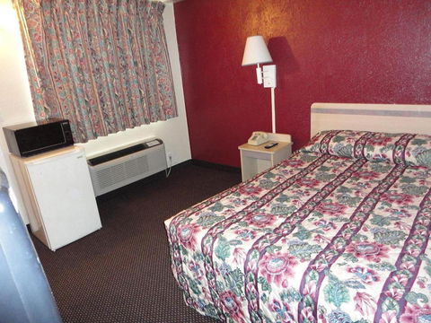 Americas Best Value Inn Battle Creek - LBG 6