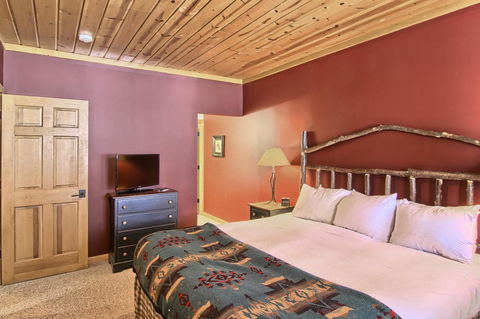 801 Mountain Cabin - LBG 15