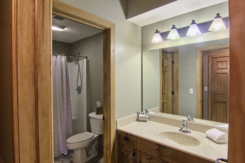 801 Mountain Cabin - LBG 1