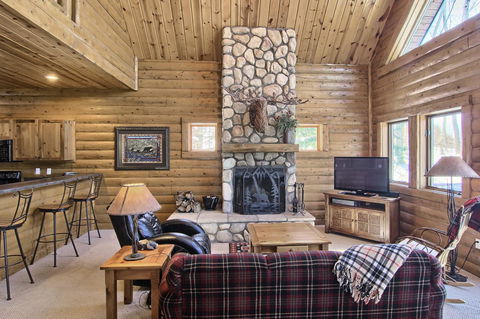 801 Mountain Cabin - LBG 24