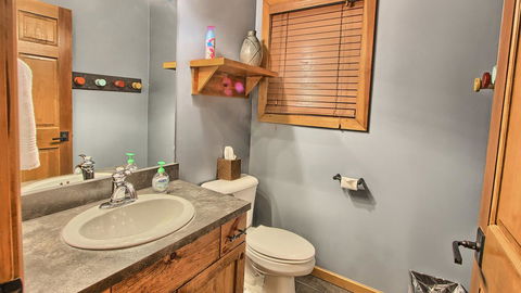 803 Mountain Cabin - LBG 17