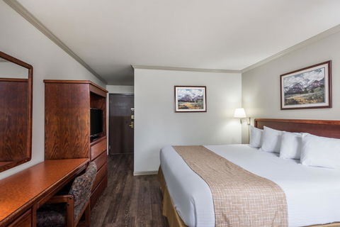 Travelodge By Wyndham Livingston - LBG 24