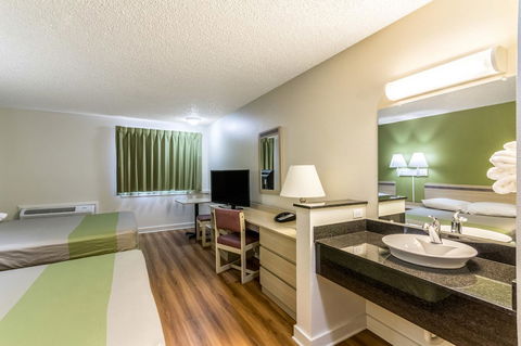 Motel 6 Great Falls Mt - LBG 23