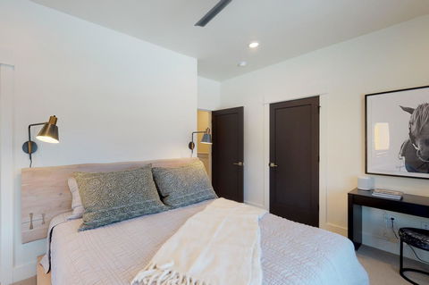 45 North #250B - LBG 22