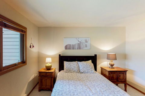 41 Hidden Village - LBG 18