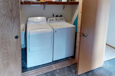 41 Hidden Village - LBG 17