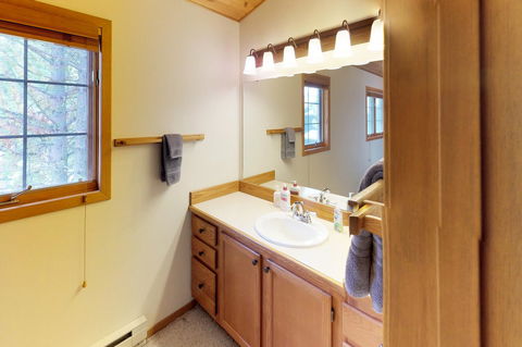 41 Hidden Village - LBG 14