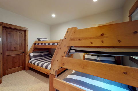 Alpenglow 37C - LBG 12