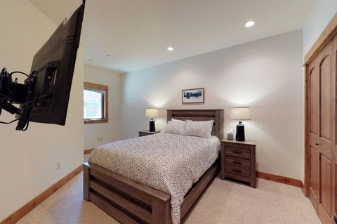 Alpenglow 37C - LBG 9