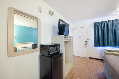 Motel 6 Carson City - LBG 22