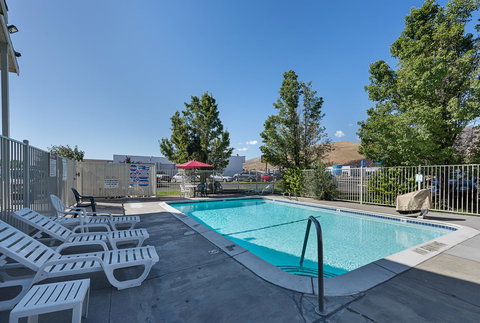 Motel 6 Carson City - LBG 9