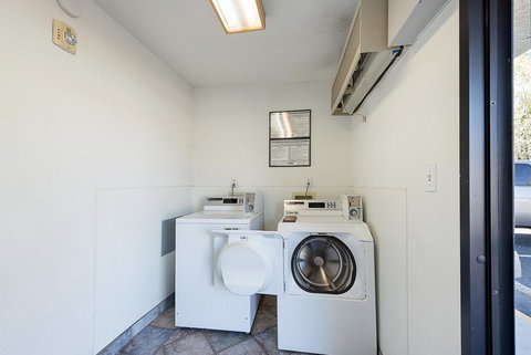 Motel 6 Carson City - LBG 33