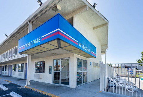 Motel 6 Carson City - LBG 35