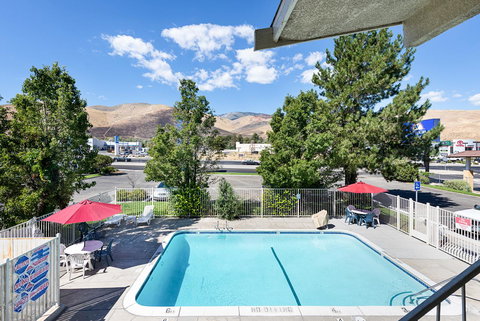 Motel 6 Carson City - LBG 10