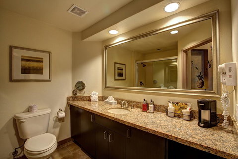 Gold Dust West - LBG 7