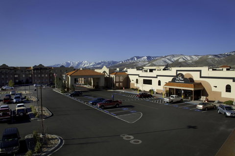 Gold Dust West - LBG 12