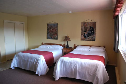 Burkehaven Lodge - LBG 28