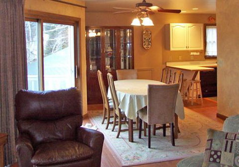 Burkehaven Lodge - LBG 22